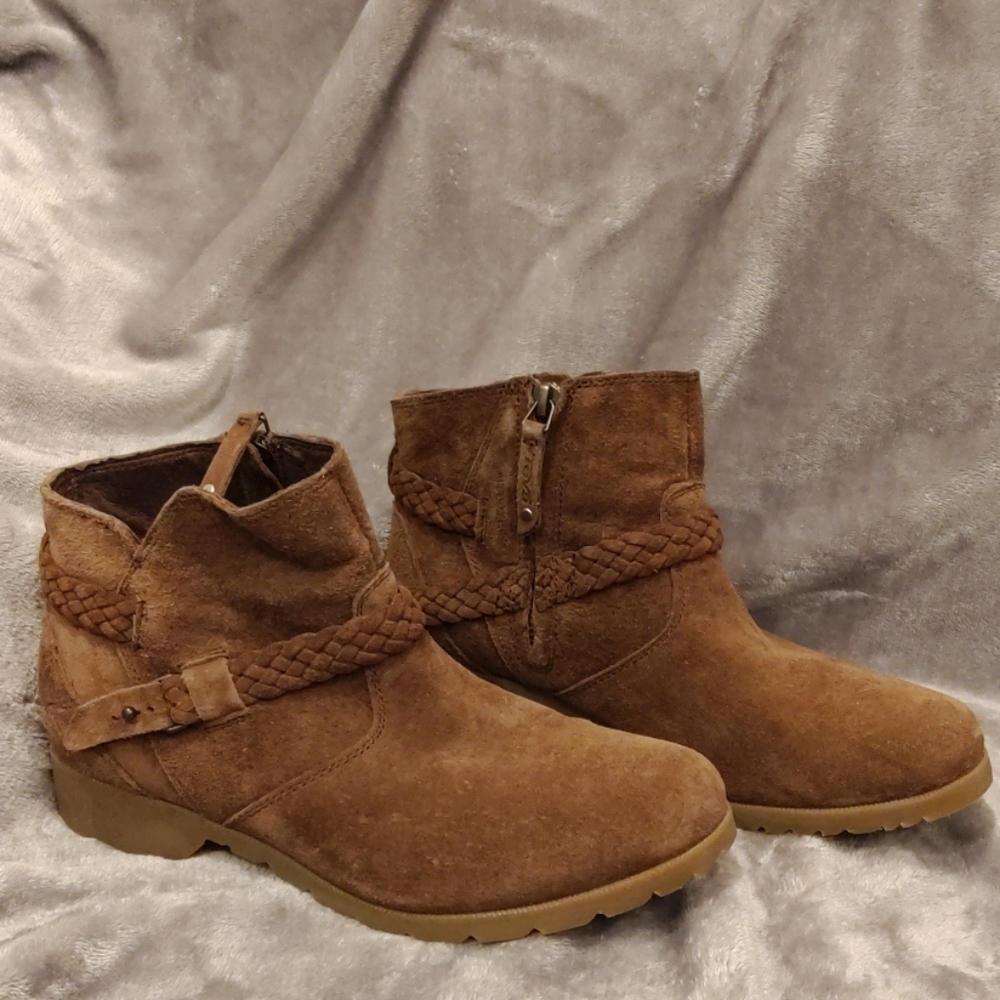 Teva Delvina Ankle Boots